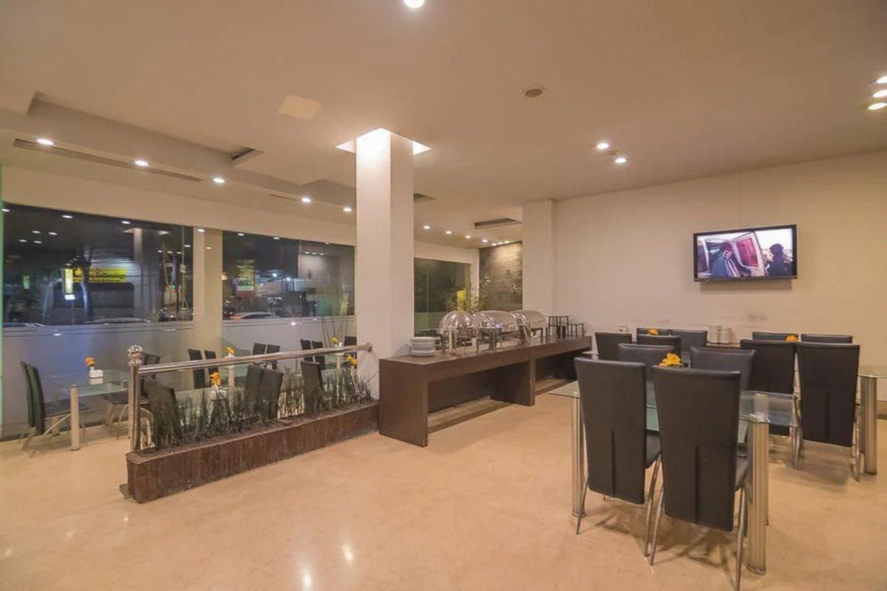 Hotel Naval Бандунг Екстериор снимка
